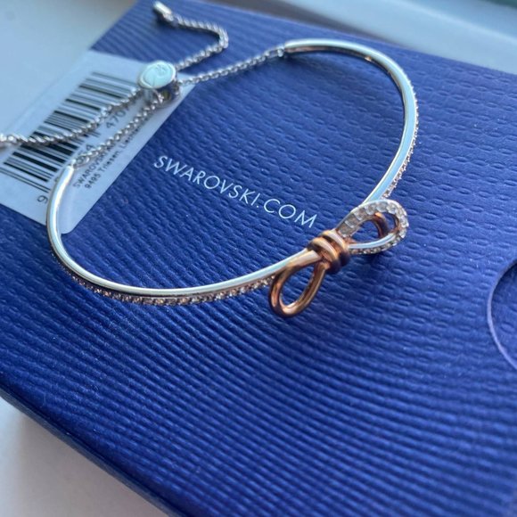 ❌SOLD❌NWT!Authentic SWAROVSKI Two Tone Lifelong Bow Crystal Pave Bangle Bracelet - Picture 6 of 7
